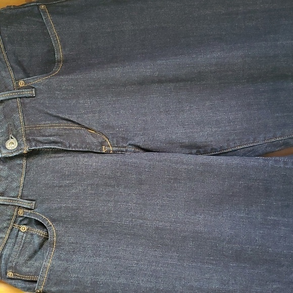 Levi's bold curve women's jean size 12/31  Great used condition Classic boot cut - Picture 2 of 9